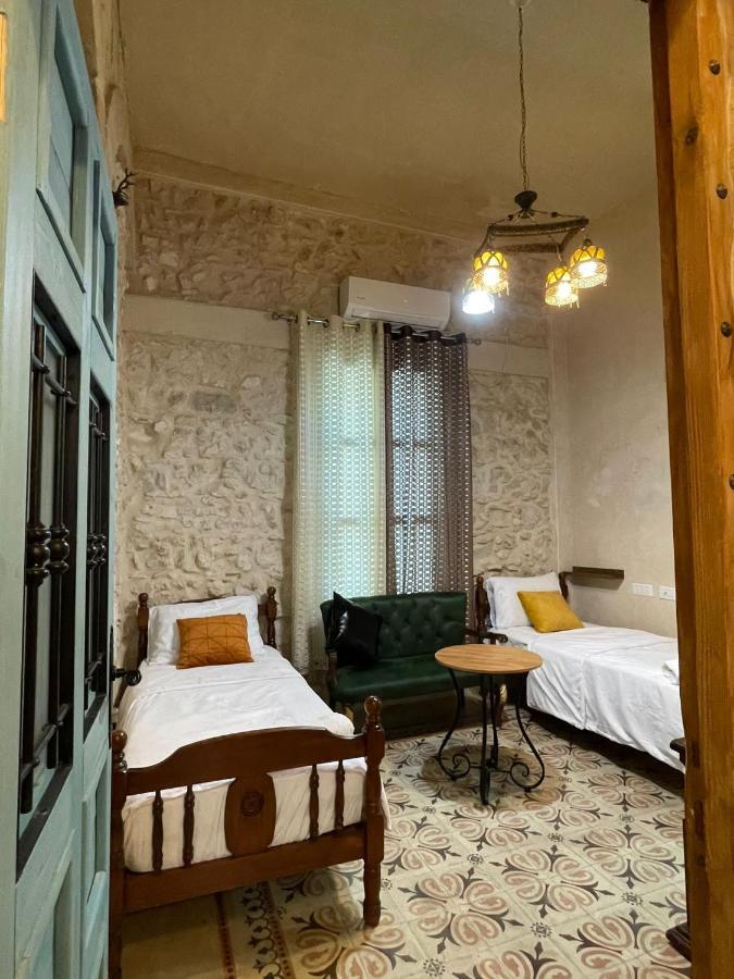 Alf Leila Wa Leila Boutique דירה